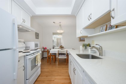 Photo 11 at 105 - 123 E 19th Street, Central Lonsdale, North Vancouver