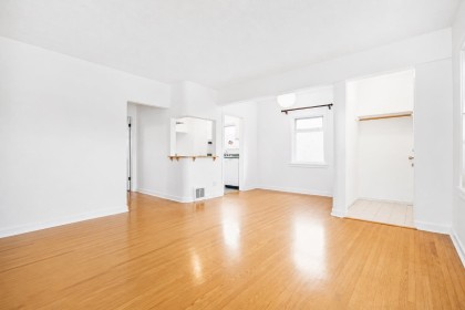 Photo 6 at 2305 W 3rd Avenue, Kitsilano, Vancouver West