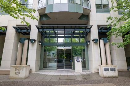Photo 14 at 905 - 1239 W Georgia Street, Coal Harbour, Vancouver West