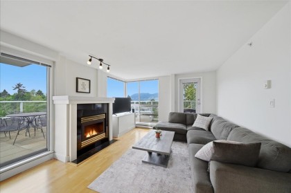 Photo 15 at 602 - 1818 W 6th Avenue, Kitsilano, Vancouver West
