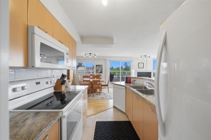 Photo 19 at 602 - 1818 W 6th Avenue, Kitsilano, Vancouver West