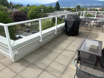 Photo 8 at 602 - 1818 W 6th Avenue, Kitsilano, Vancouver West
