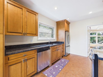 Photo 12 at 3150 Stephens Street, Kitsilano, Vancouver West