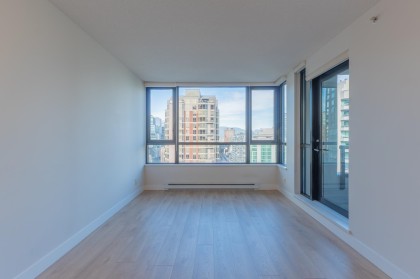 Photo 3 at 2501 - 909 Mainland Street, Yaletown, Vancouver West