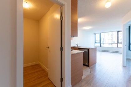 Photo 20 at 2501 - 909 Mainland Street, Yaletown, Vancouver West