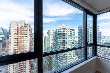 Photo 25 at 2501 - 909 Mainland Street, Yaletown, Vancouver West