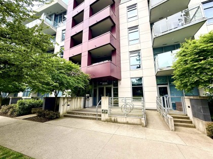 Photo 2 at 305 - 5033 Cambie Street, Cambie, Vancouver West