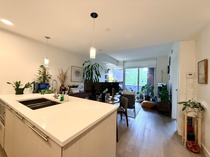 Photo 4 at 305 - 5033 Cambie Street, Cambie, Vancouver West