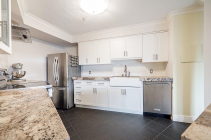 Photo 4 at 111 - 1236 W 8th Avenue, Fairview VW, Vancouver West