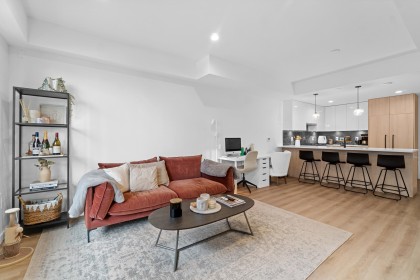 Photo 1 at 5 - 237 Ridgeway Avenue, Lower Lonsdale, North Vancouver