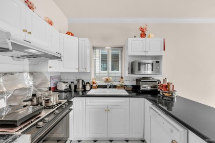 Photo 7 at 6388 Laburnum Street, Kerrisdale, Vancouver West