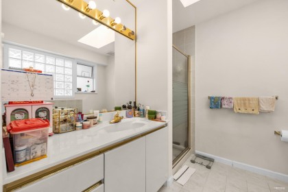 Photo 18 at 6388 Laburnum Street, Kerrisdale, Vancouver West