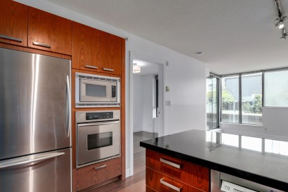 Photo 11 at 221 - 3228 Tupper Street, Cambie, Vancouver West
