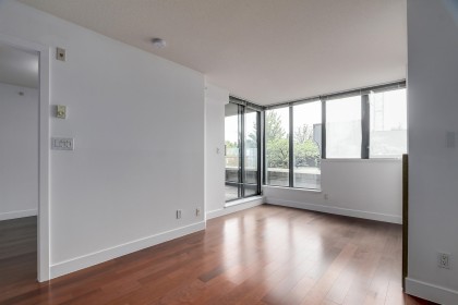 Photo 4 at 221 - 3228 Tupper Street, Cambie, Vancouver West