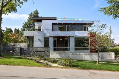 Photo 2 at 1909 Discovery Street, Point Grey, Vancouver West