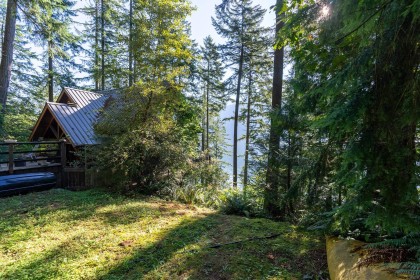 Photo 13 at 316 Sasamat Lane, Woodlands-Sunshine-Cascade, North Vancouver
