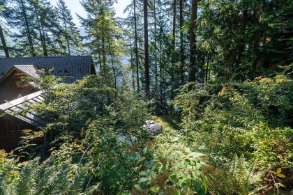 Photo 16 at 316 Sasamat Lane, Woodlands-Sunshine-Cascade, North Vancouver