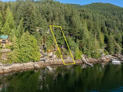 Photo 21 at 316 Sasamat Lane, Woodlands-Sunshine-Cascade, North Vancouver