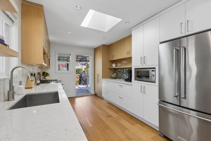 Photo 12 at 316 W 21st Street, Central Lonsdale, North Vancouver