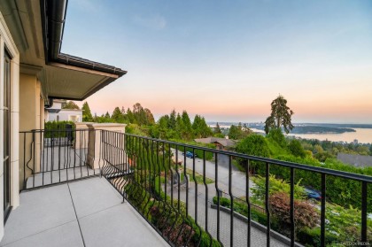Photo 3 at 1485 Camelot Road, Chartwell, West Vancouver