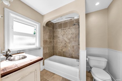 Photo 9 at 4580 W 1st Avenue, Point Grey, Vancouver West