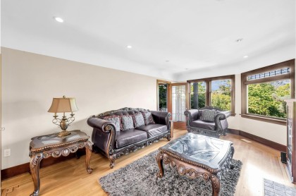 Photo 4 at 4580 W 1st Avenue, Point Grey, Vancouver West