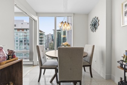 Photo 6 at 1703 - 590 Nicola Street, Coal Harbour, Vancouver West