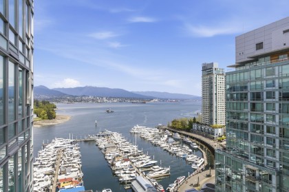 Photo 1 at 1703 - 590 Nicola Street, Coal Harbour, Vancouver West