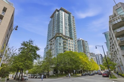 Photo 14 at 1703 - 590 Nicola Street, Coal Harbour, Vancouver West