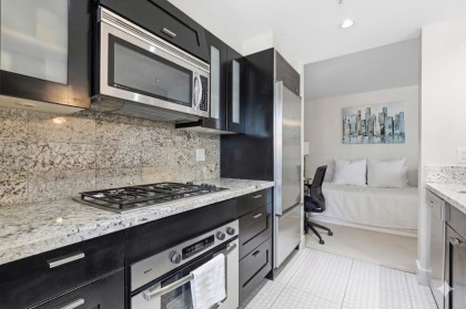 Photo 8 at 1703 - 590 Nicola Street, Coal Harbour, Vancouver West
