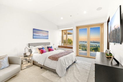 Photo 27 at 1036 Eyremount Drive, British Properties, West Vancouver