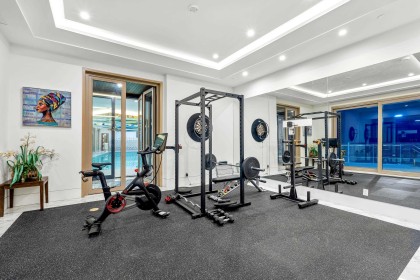 Photo 32 at 1036 Eyremount Drive, British Properties, West Vancouver