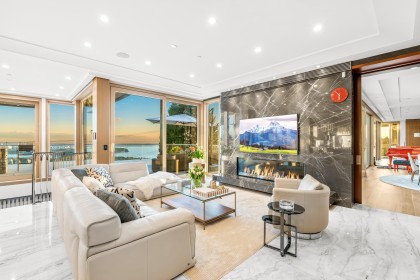 Photo 4 at 1036 Eyremount Drive, British Properties, West Vancouver