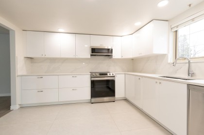 Photo 8 at 208 - 5650 Oak Street, Cambie, Vancouver West