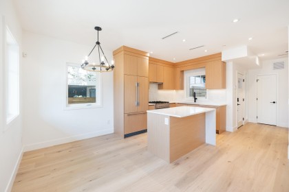 Photo 6 at 265 W 6th Street, Lower Lonsdale, North Vancouver