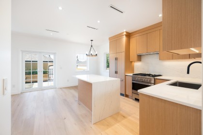Photo 4 at 265 W 6th Street, Lower Lonsdale, North Vancouver