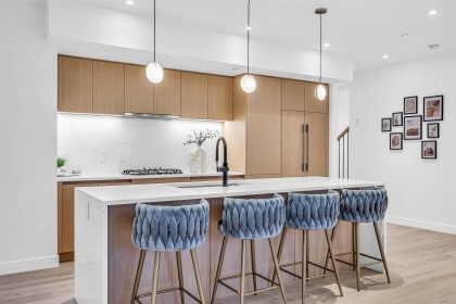 Photo 3 at 1012 W 52nd Avenue, South Granville, Vancouver West