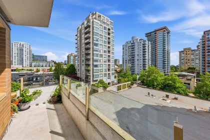 Photo 16 at 606 - 137 W 17 Street, Central Lonsdale, North Vancouver