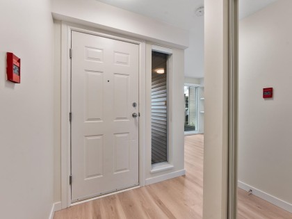Photo 3 at 3138 W 4th Avenue, Kitsilano, Vancouver West