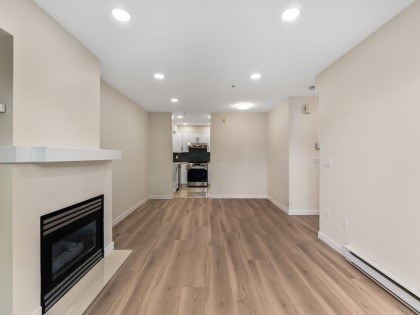 Photo 10 at 3138 W 4th Avenue, Kitsilano, Vancouver West