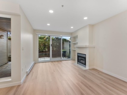 Photo 8 at 3138 W 4th Avenue, Kitsilano, Vancouver West