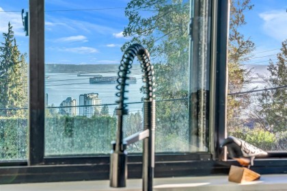 Photo 11 at 2234 Palmerston Avenue, Dundarave, West Vancouver
