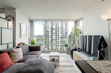 Photo 7 at 3108 - 1438 Richards Street, Yaletown, Vancouver West