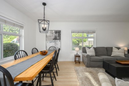 Photo 8 at 3248 Beverley Crescent, Edgemont, North Vancouver