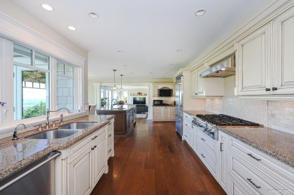 Photo 10 at 1444 Sandhurst Place, Chartwell, West Vancouver