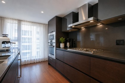 Photo 10 at 603 - 1571 W 57th Avenue, South Granville, Vancouver West