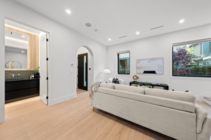 Photo 16 at 1 - 5034 Granville Street, Vancouver West