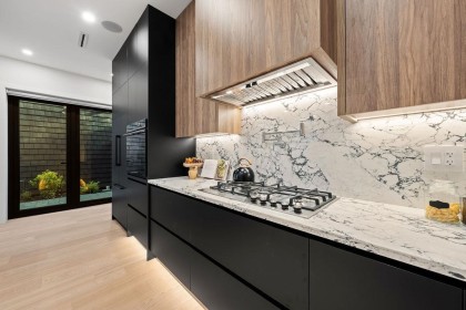 Photo 16 at 2 - 5034 Granville Street, Vancouver West