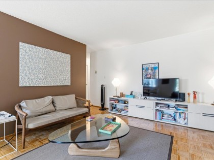 Photo 2 at 5 - 140 E 20th Street, Central Lonsdale, North Vancouver