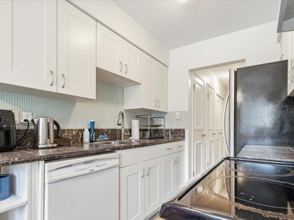 Photo 9 at 5 - 140 E 20th Street, Central Lonsdale, North Vancouver